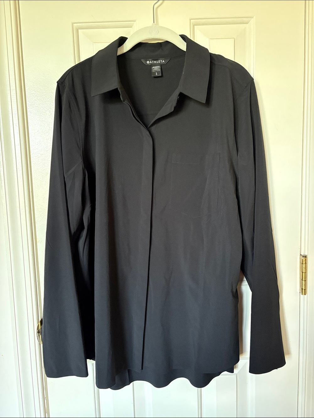 Athleta Black Long-Sleeve Collared Women's Blouse